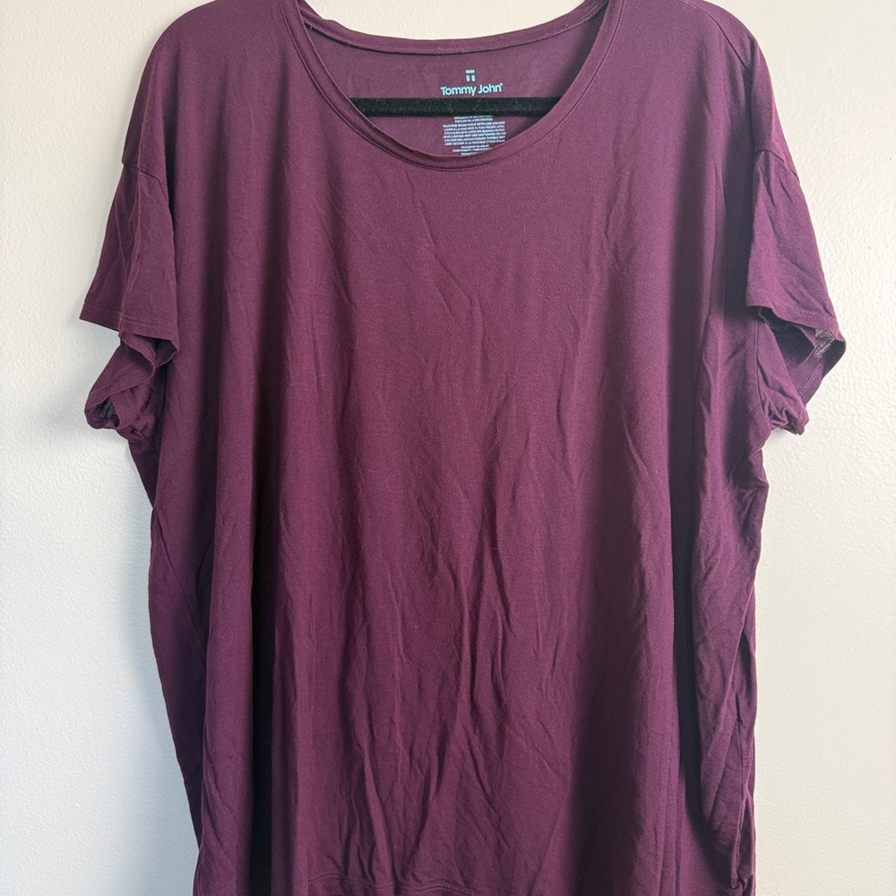 Tommy John Second Skin Burgundy Pajama Tee Shirt